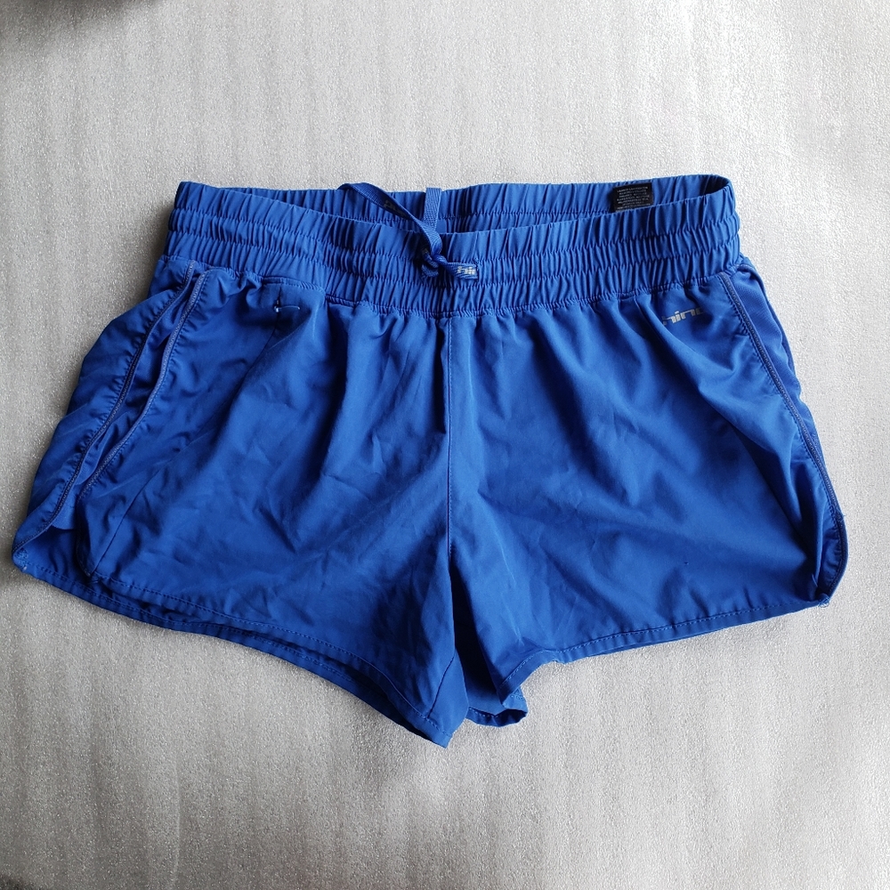 Athletic shorts bundle - Picture 3 of 5